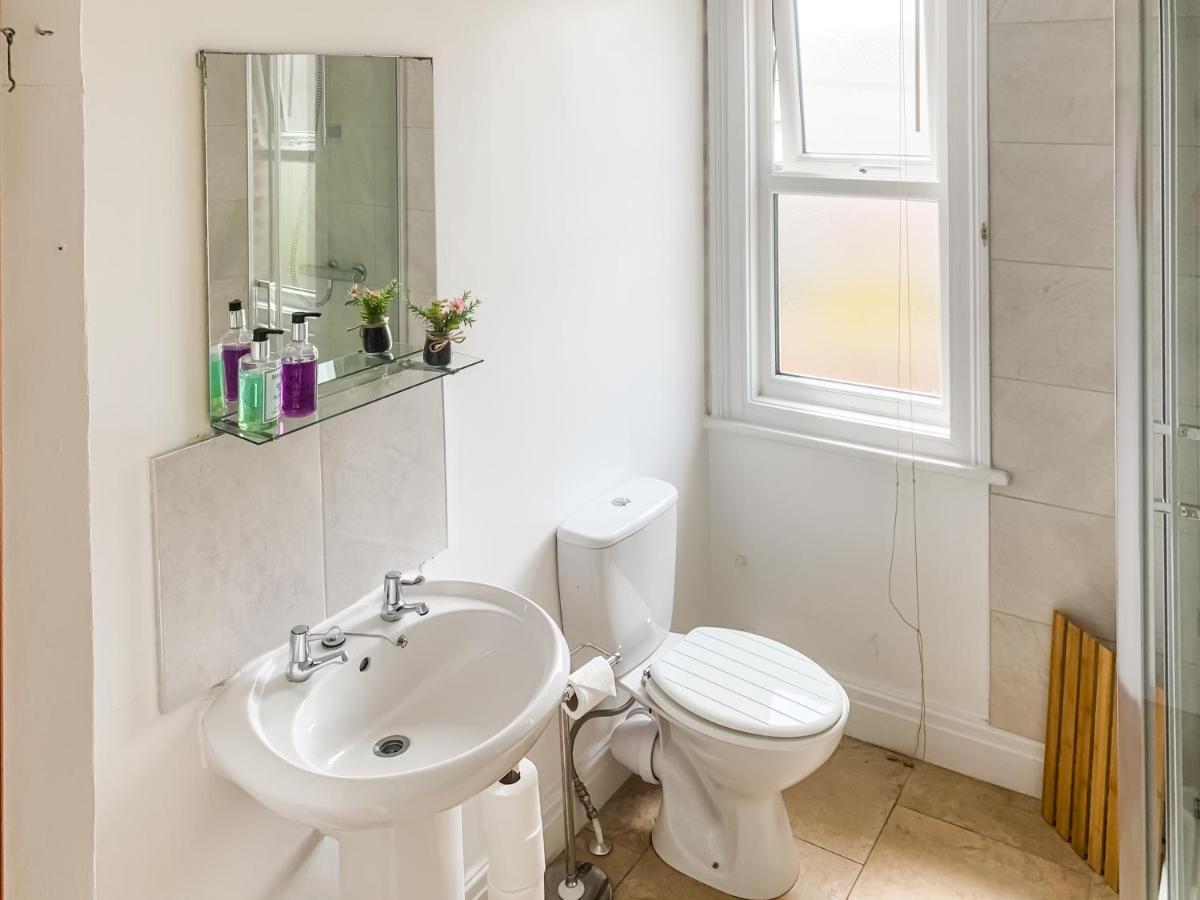 יורק Waverley Lodge - Quaint Victorian Home With Free Parking מראה חיצוני תמונה