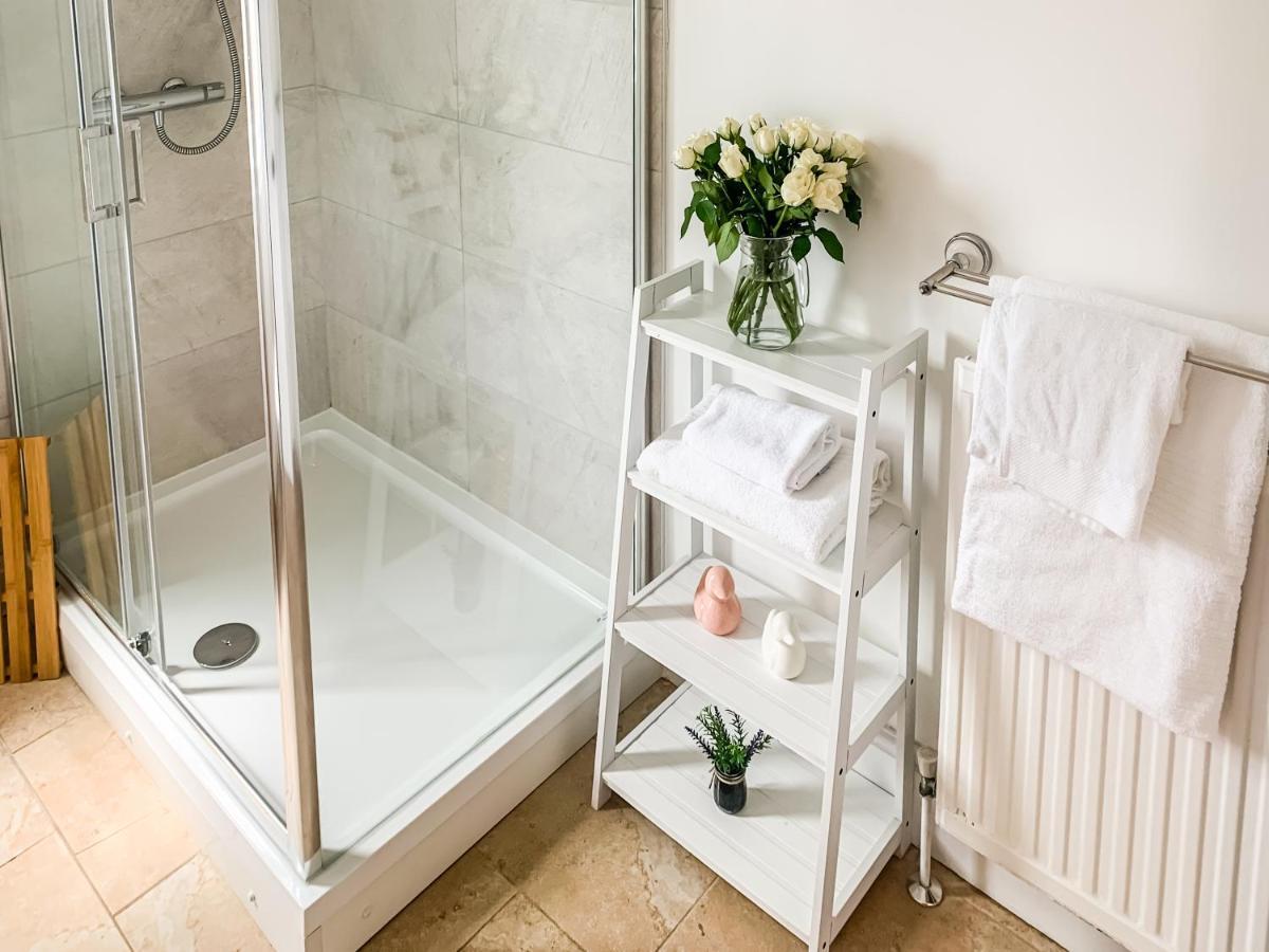 יורק Waverley Lodge - Quaint Victorian Home With Free Parking מראה חיצוני תמונה